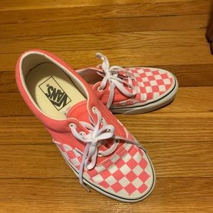 Women’s Checkered Vans Hot Pink